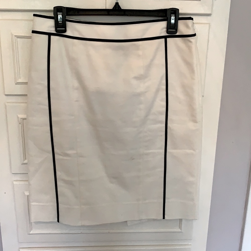 White House Black Market professional skirt.